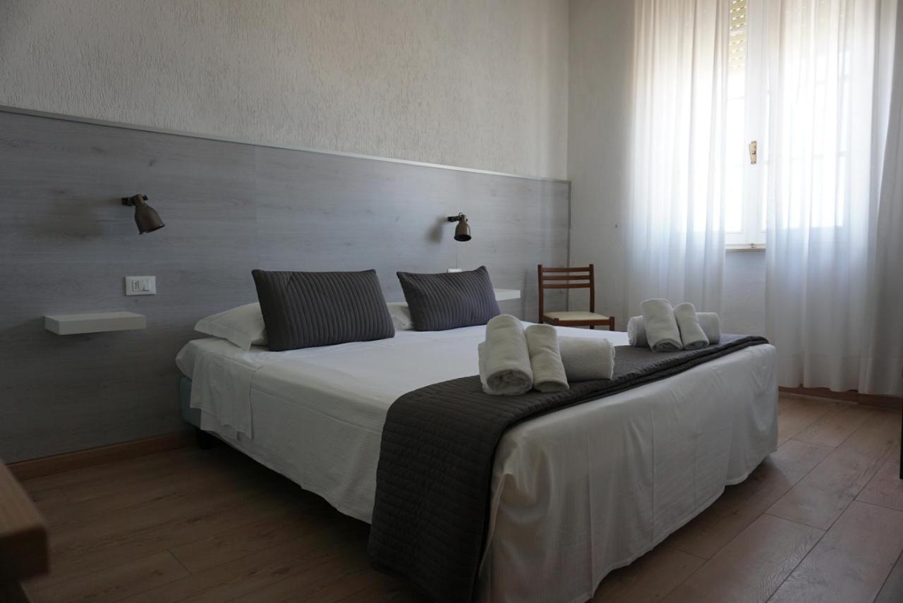 Alba Sul Mare Hotel Лидо Ди Камайоре Екстериор снимка