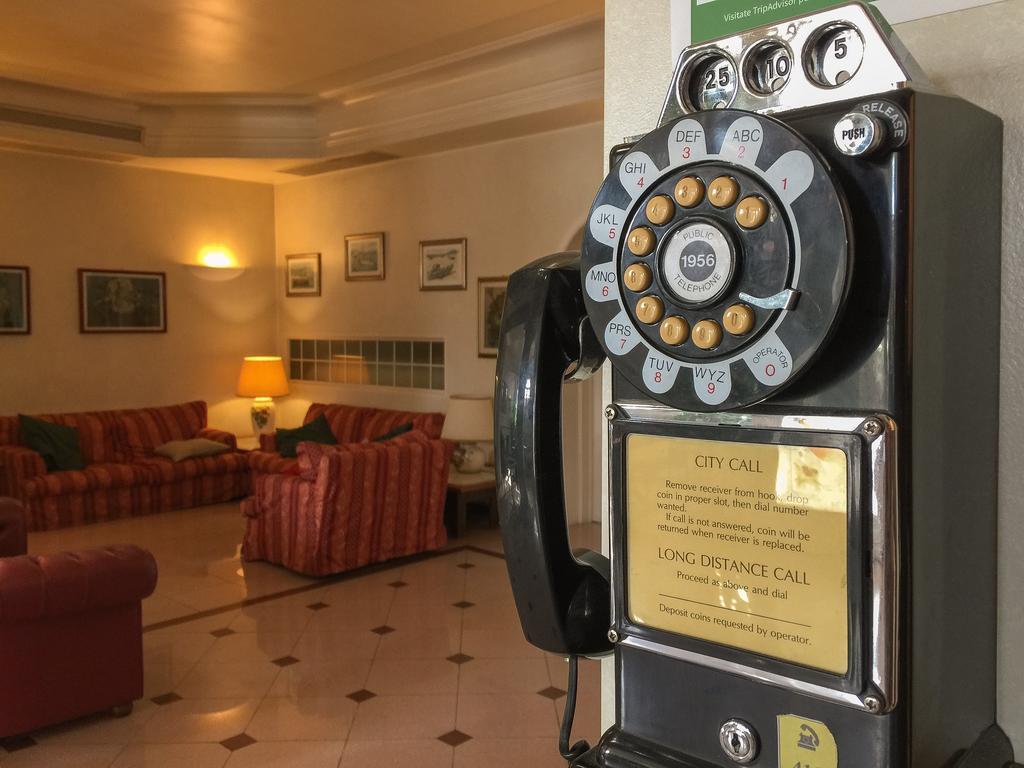 Alba Sul Mare Hotel Лидо Ди Камайоре Екстериор снимка